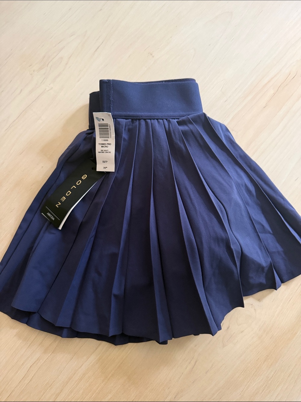 Aritzia Deep Navy Pleated Skirt